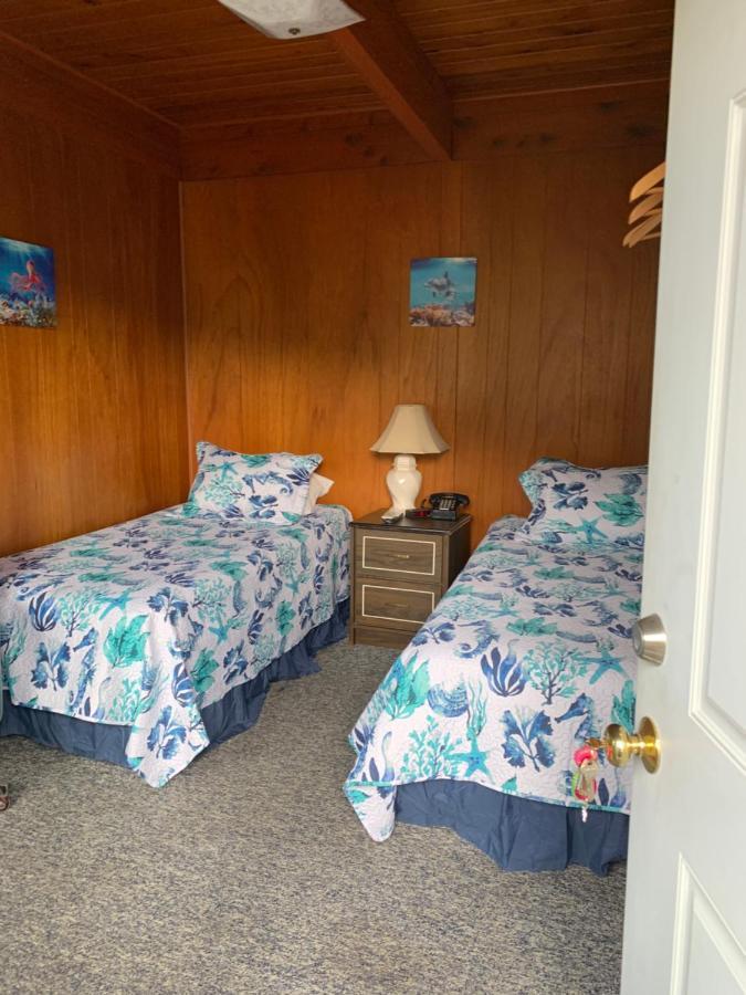 Curley'S Resort & Dive Center Sekiu Екстериор снимка